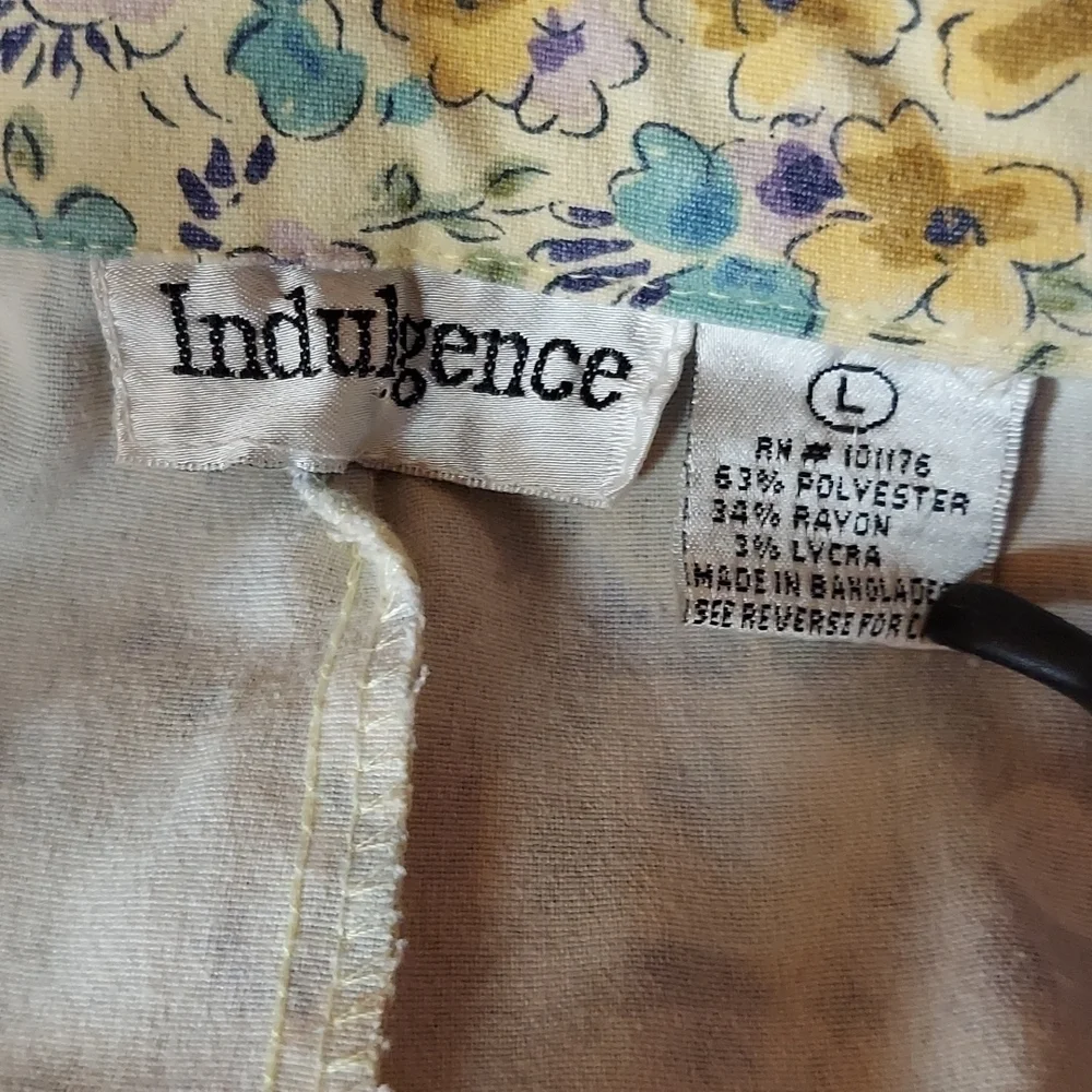 Indulgence vintage floral stretch